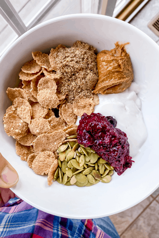 Seed cycling recipes like smoothies, yogurt bowls and seed cycling energy bites to help with seed cycling for hormone balance.ย This article explains seed cycling for beginners and gives you some easy seed cycling recipes to make the process easier.