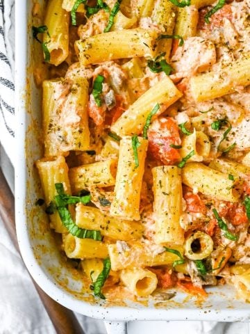baked feta pasta with cherry tomatoes